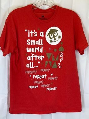 It’s a Small World Shirt YOUTH Sz XL Red Short Sleeve Disney Parks Never Worn